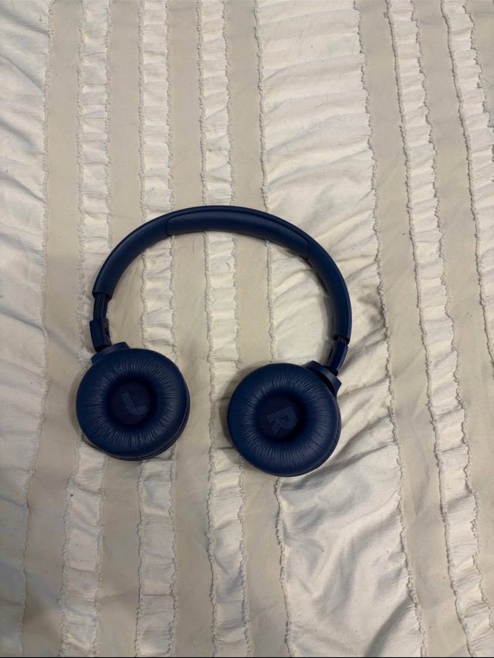 JBL Navy Blue On-Ear Headphones — Compact Foldable Design